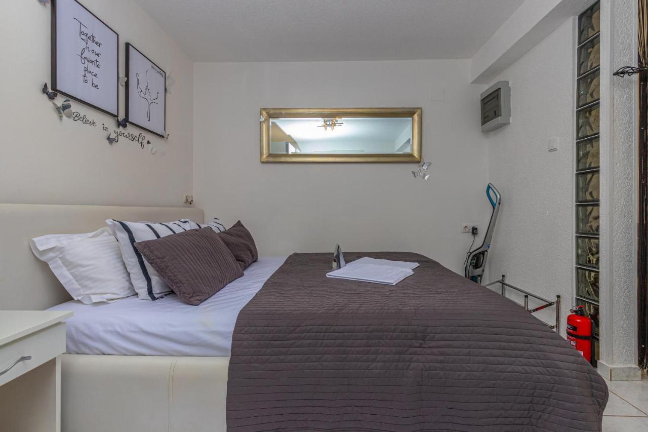 Apartment Lana Crikvenica Bagian luar foto