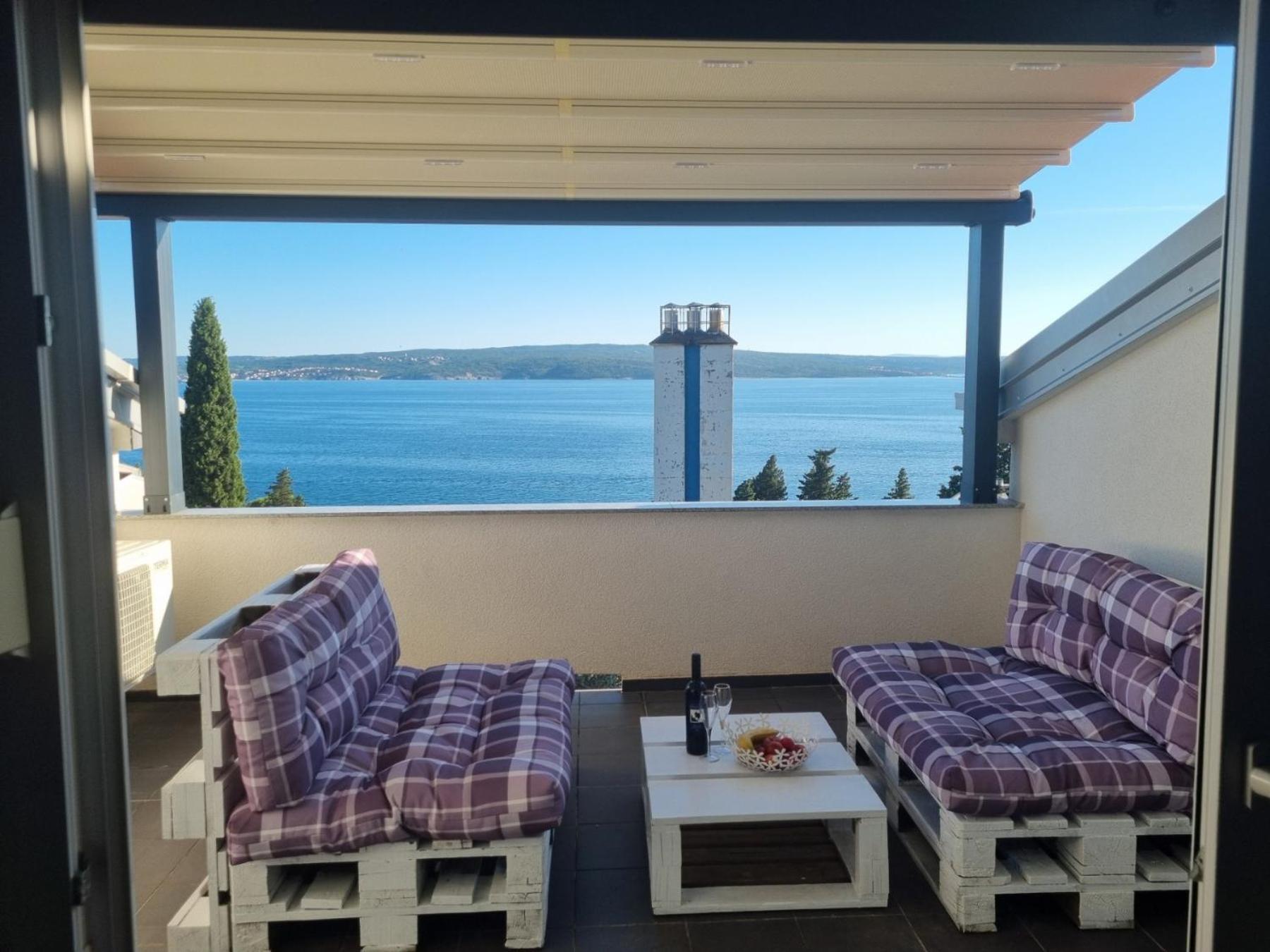 Apartment Lana Crikvenica Bagian luar foto