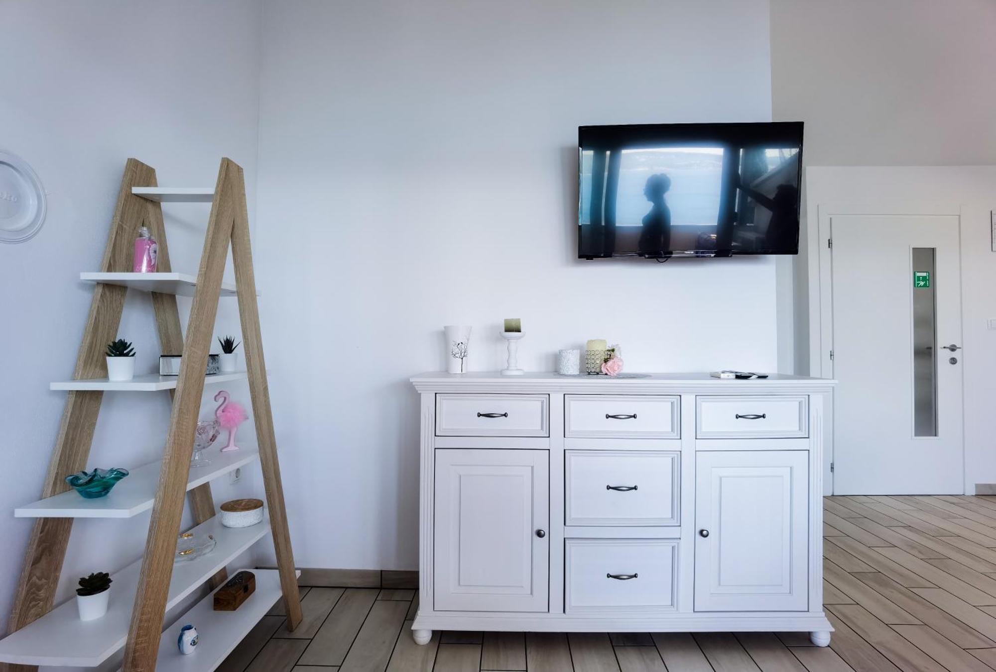 Apartment Lana Crikvenica Bagian luar foto