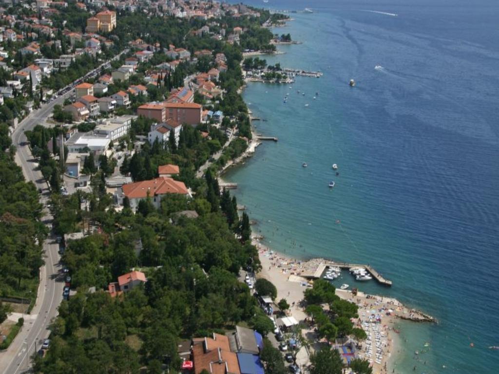 Apartment Lana Crikvenica Bagian luar foto