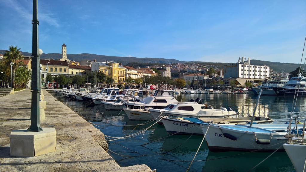 Apartment Lana Crikvenica Bagian luar foto