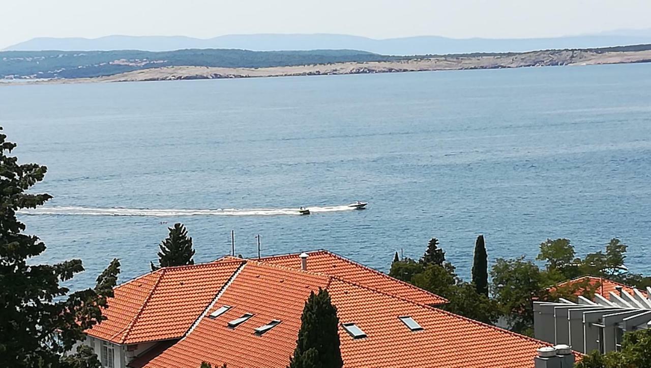 Apartment Lana Crikvenica Bagian luar foto