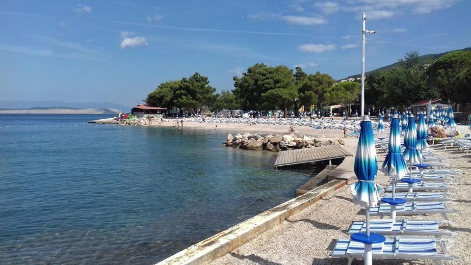Apartment Lana Crikvenica Bagian luar foto